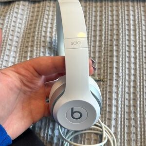 Beats Solo 2 Headphones (AUX)